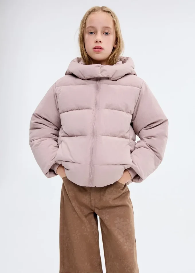 Bunda s kapucí Bunda s kapucí