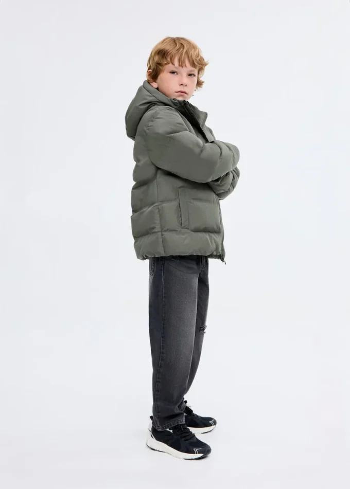 Bunda s kapucí Bunda s kapucí