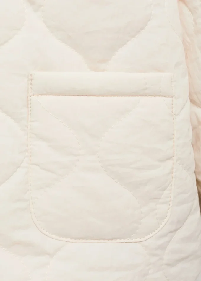 Bunda s kapucí Bunda s kapucí