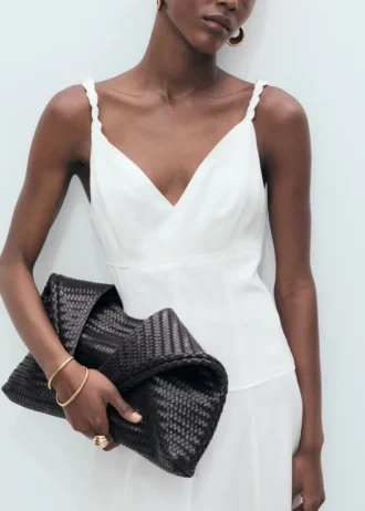 Dlouhé šaty s výstřihem do V