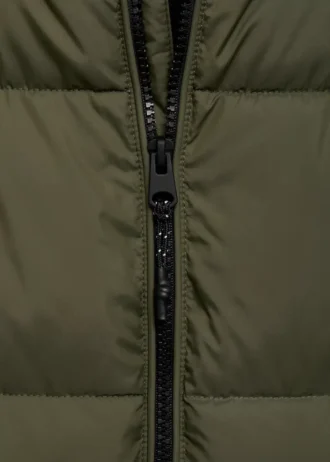 Dlouhý kabát s vycpanou podšívkou