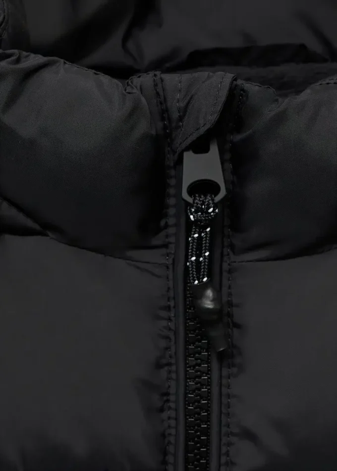 Dlouhý kabát s vycpanou podšívkou Dlouhý kabát s vycpanou podšívkou