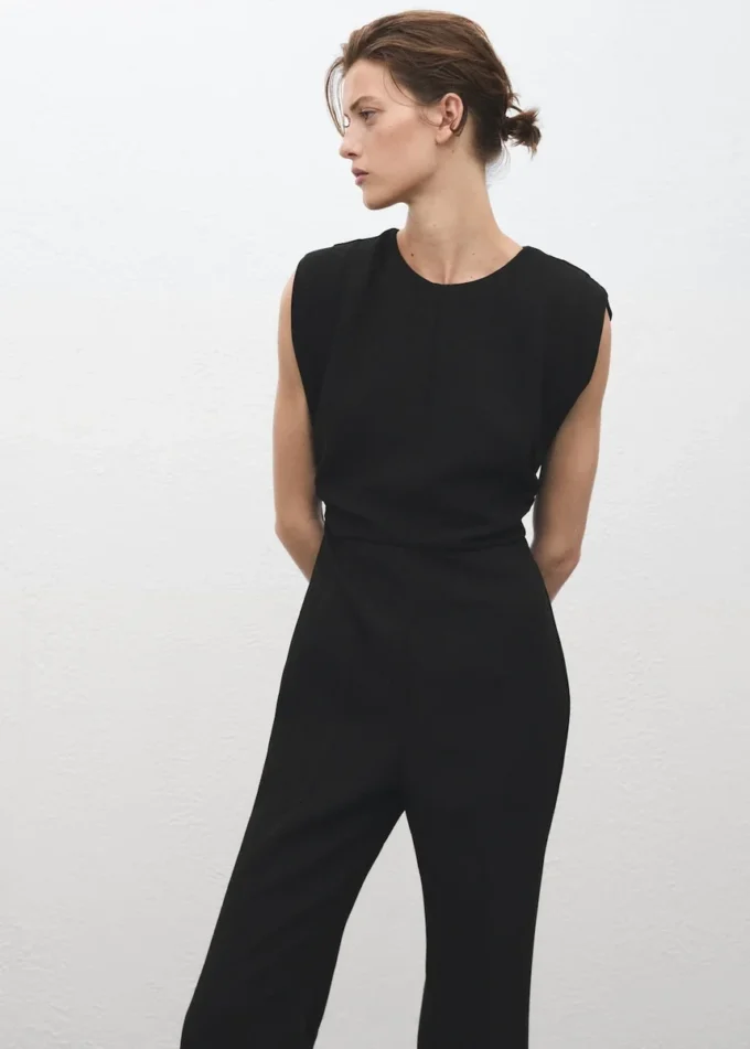 Dlouhý kombinéza s řasením Dlouhý kombinéza s řasením