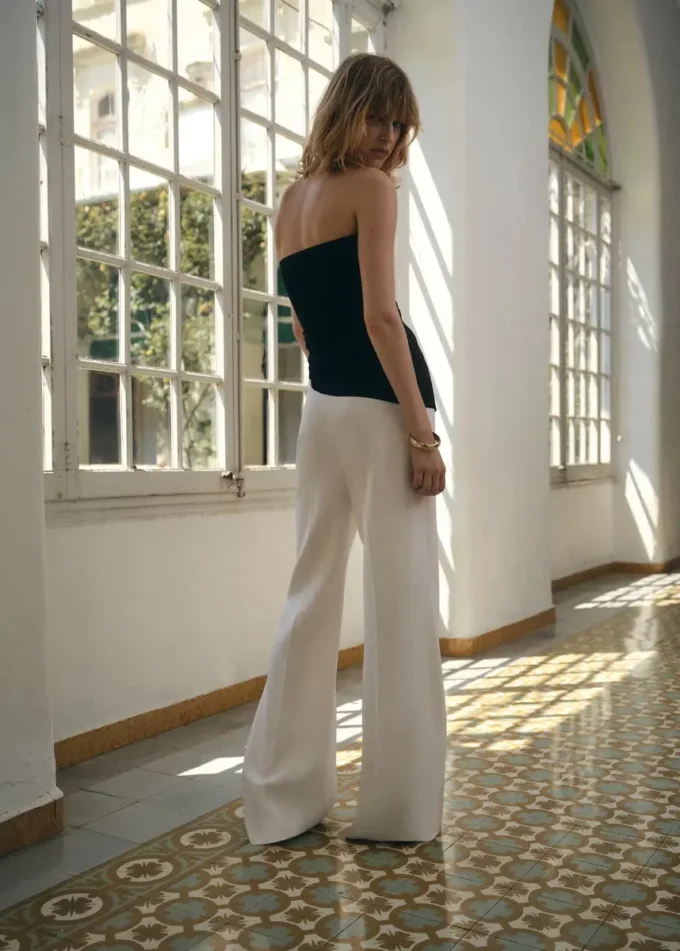 Dlouhé rozšiřující se kalhoty Dlouhé rozšiřující se kalhoty