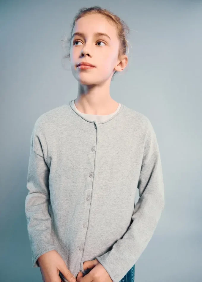 Dlouhý rukávový pletený svetr Dlouhý rukávový pletený svetr