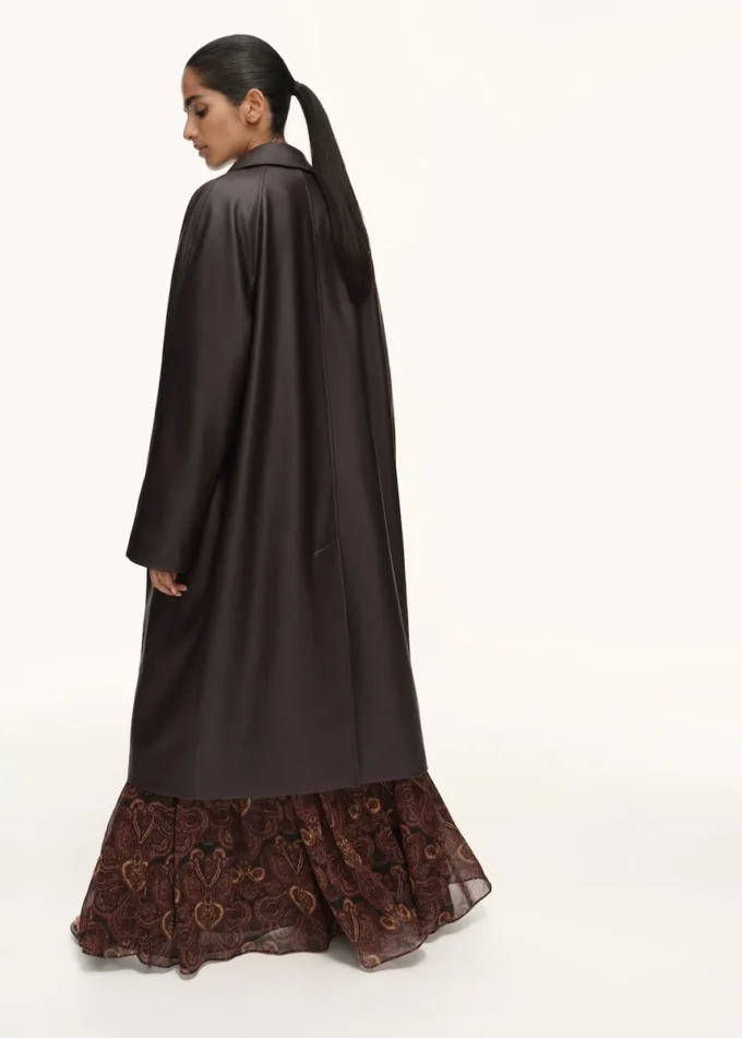 Dlouhý trenčkot z umělé kůže Dlouhý trenčkot z umělé kůže