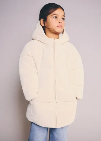 Dlouhá vycpaná bunda s kapucí