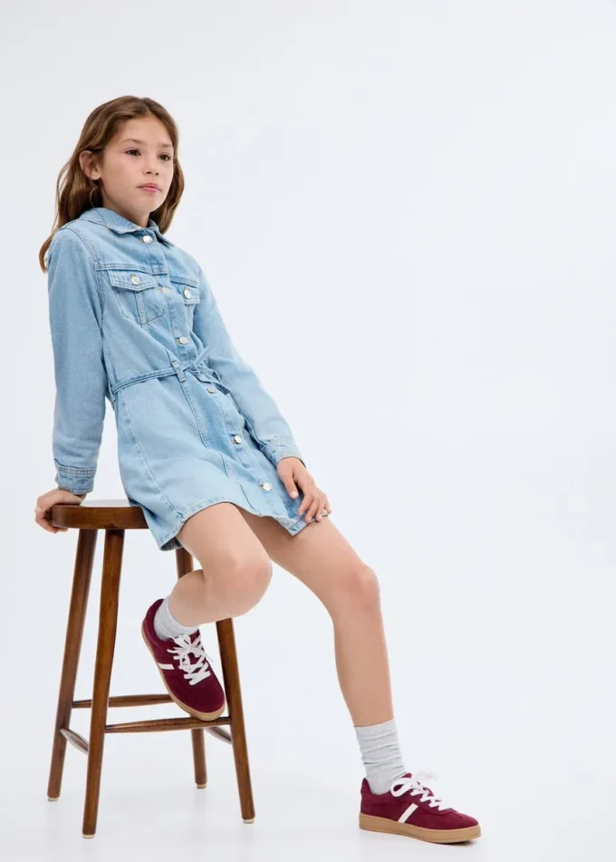 Džínové šaty s uzlem Džínové šaty s uzlem