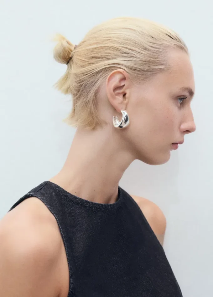 Džínové šaty ve tvaru písmene A Džínové šaty ve tvaru písmene A