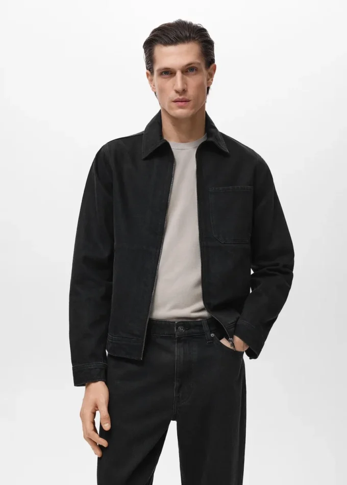 Džínová bunda s kapsami Džínová bunda s kapsami