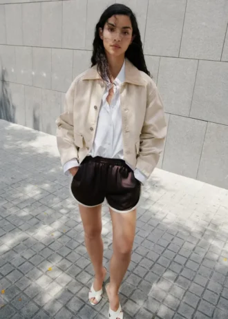 Džínová bunda s kontrastním límcem