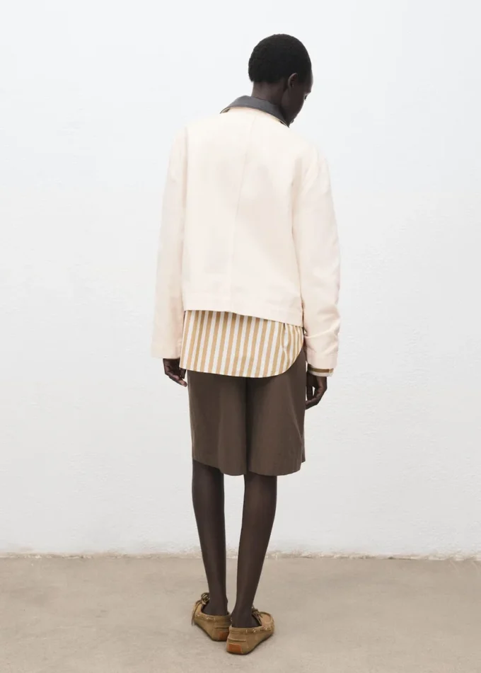 Džínová bunda s kontrastním límcem Džínová bunda s kontrastním límcem