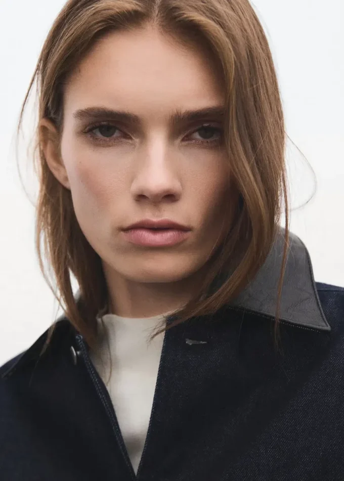 Džínová bunda s límcem z umělé kůže Džínová bunda s límcem z umělé kůže