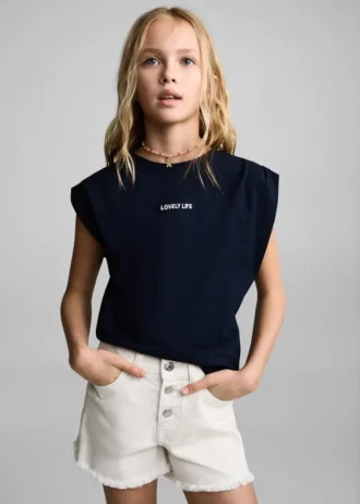 Džínové kraťasy s roztřepeným lemem