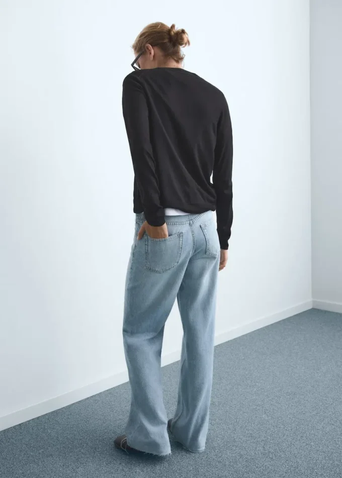 Džíny Danila s vysokým pasem a širokými nohavicemi Džíny Danila s vysokým pasem a širokými nohavicemi