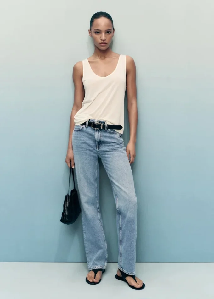 Džíny Matilda se středně vysokým pasem a rovným střihem Džíny Matilda se středně vysokým pasem a rovným střihem