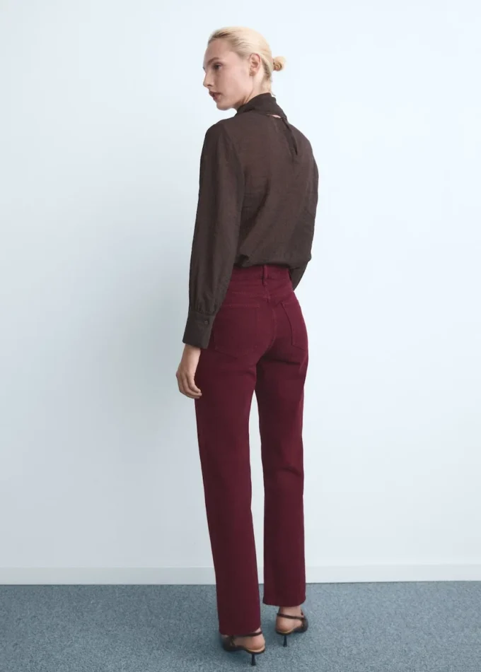 Džíny Matilda se středně vysokým pasem a rovným střihem Džíny Matilda se středně vysokým pasem a rovným střihem