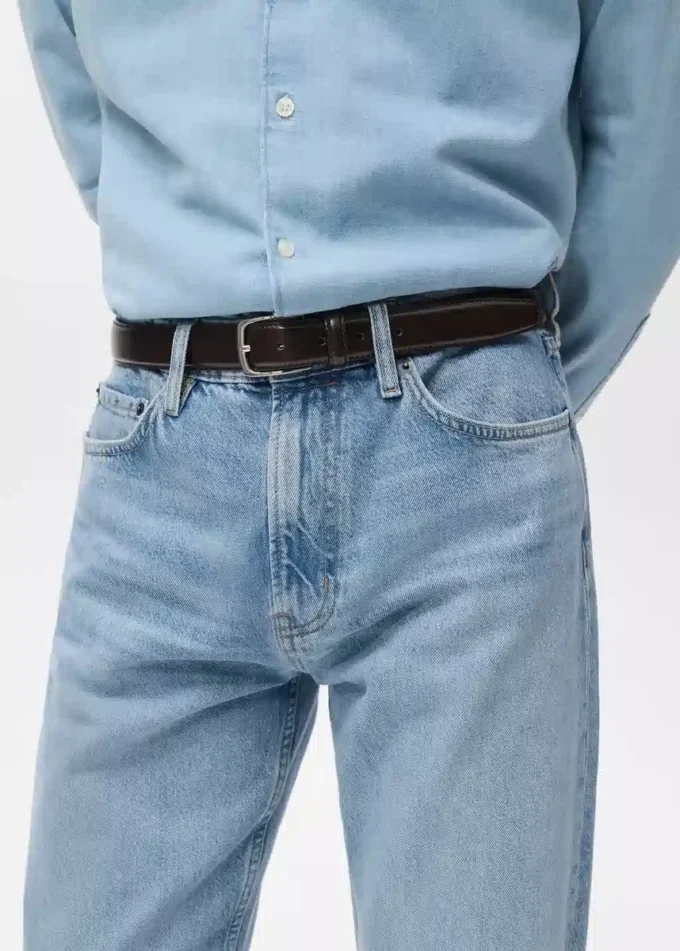 Džíny Moby s rovným střihem a světlým odstínem Džíny Moby s rovným střihem a světlým odstínem