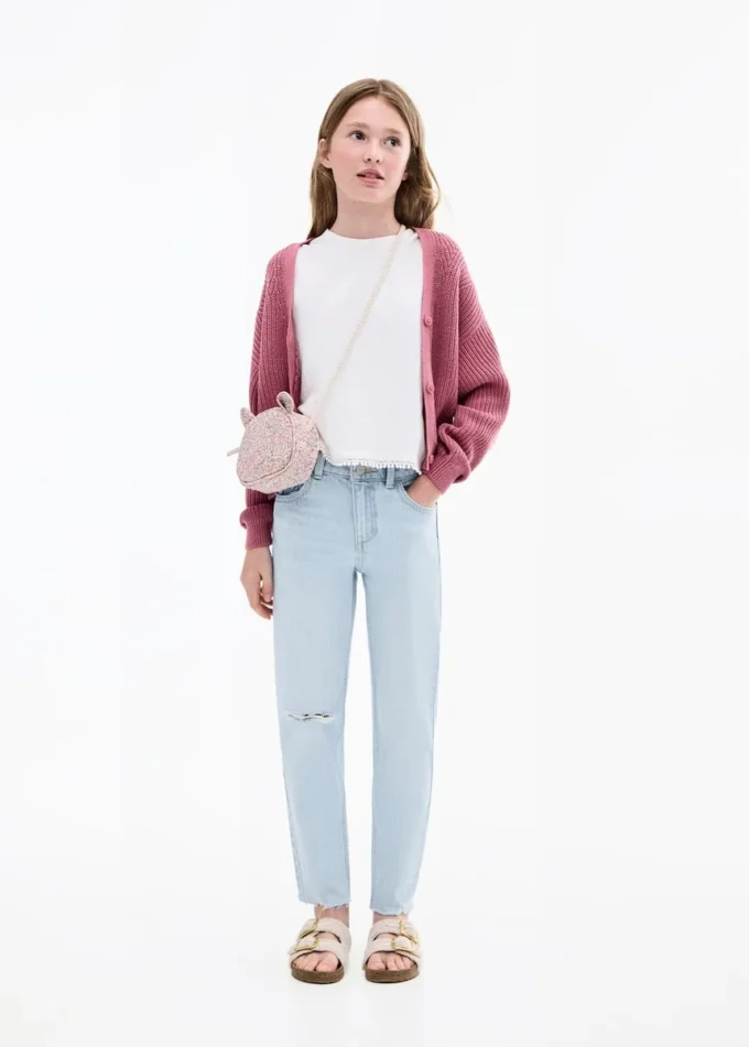 Džíny Mom fit s ozdobnými roztřepenými detaily Džíny Mom fit s ozdobnými roztřepenými detaily