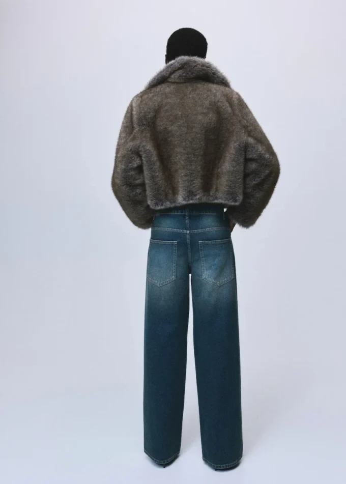 Džíny rovného střihu s cvočky Džíny rovného střihu s cvočky