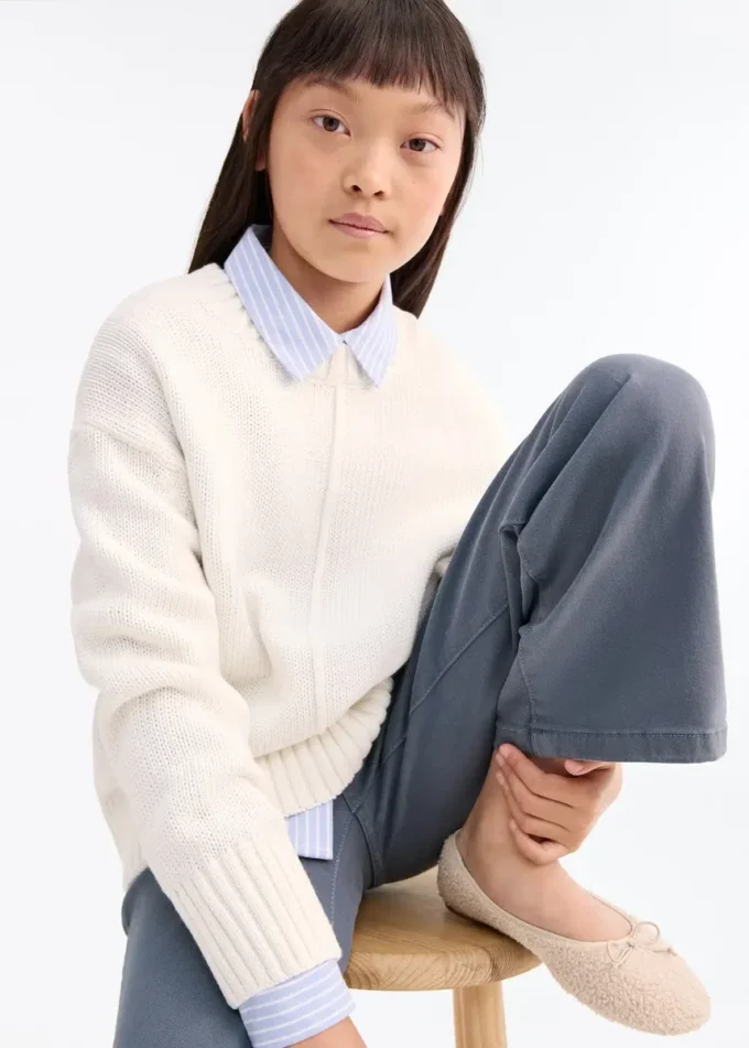 Džíny rovného střihu s kapsami