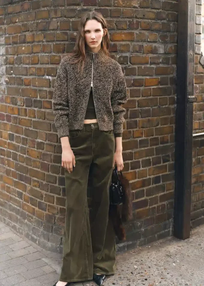 Džíny s širokými nohavicemi z manšestru Džíny s širokými nohavicemi z manšestru