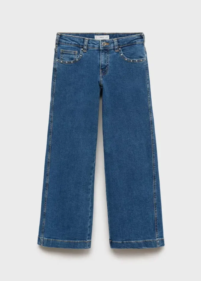 Džíny s nízkým pasem a cvočky Džíny s nízkým pasem a cvočky