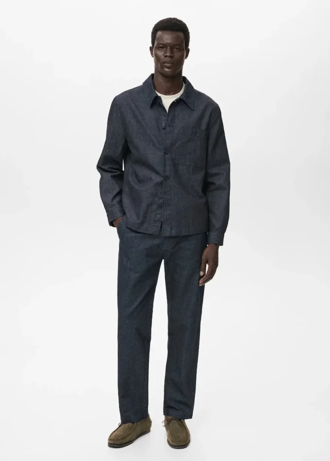 Džíny s rovným střihem v tmavé barvě Džíny s rovným střihem v tmavé barvě