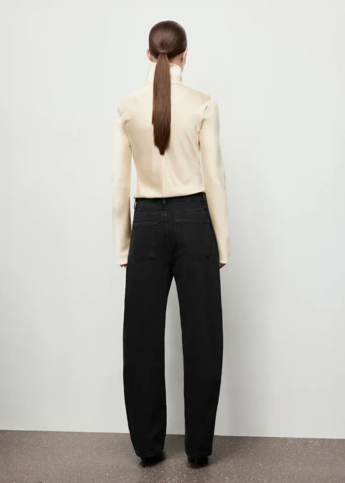 Džíny s vysokým pasem Džíny s vysokým pasem