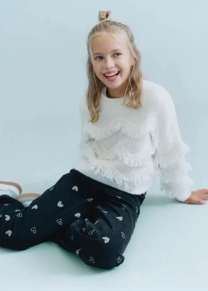 Džíny s vyšívaným srdcem Džíny s vyšívaným srdcem