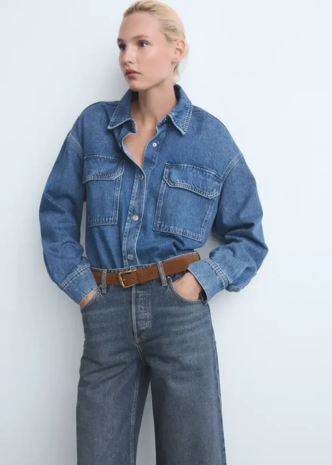 Džíny se širokými nohavicemi a knoflíky Džíny se širokými nohavicemi a knoflíky