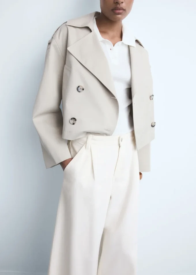 Džíny se širokými nohavicemi a záhyby Džíny se širokými nohavicemi a záhyby