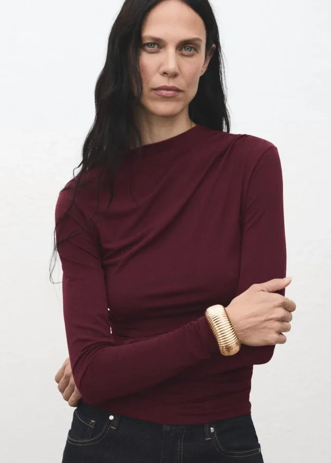 Drapované přiléhavé tričko