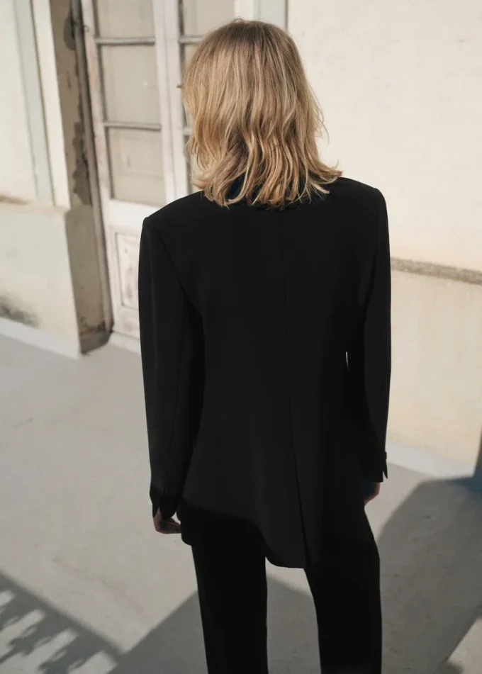 Dvouřadé sako Dvouřadé sako