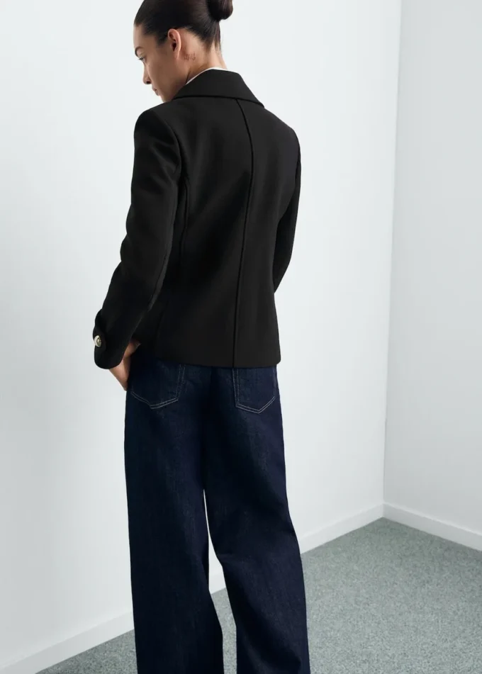 Dvouřadé sako s klopami Dvouřadé sako s klopami