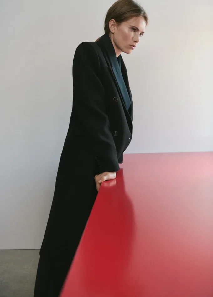 Dvouřadový vlněný kabát Dvouřadový vlněný kabát