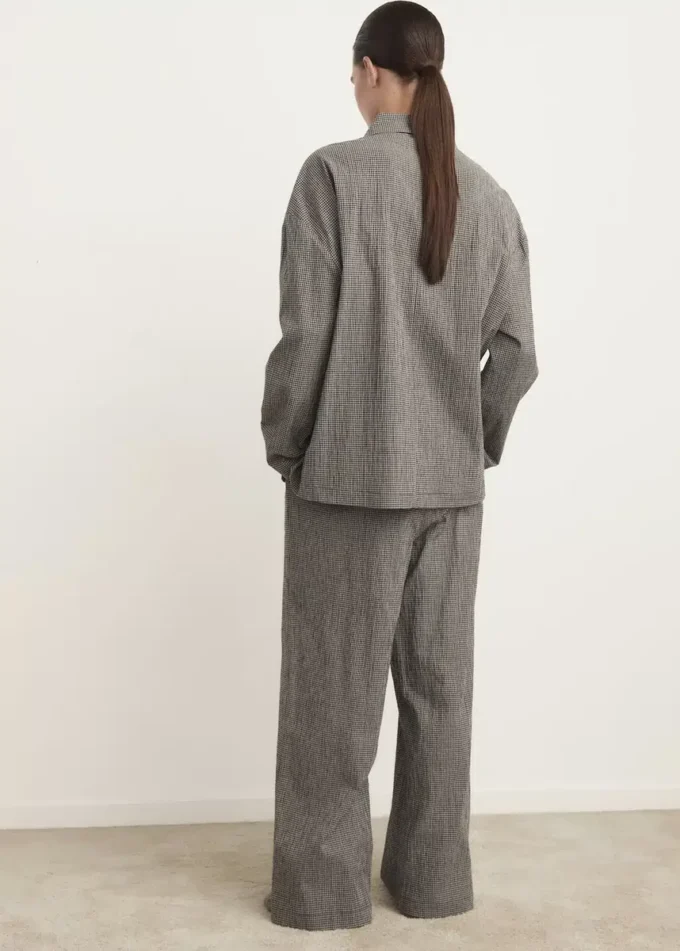 Dvoudílné bavlněné pyžamo s kostkovaným vzorem Dvoudílné bavlněné pyžamo s kostkovaným vzorem