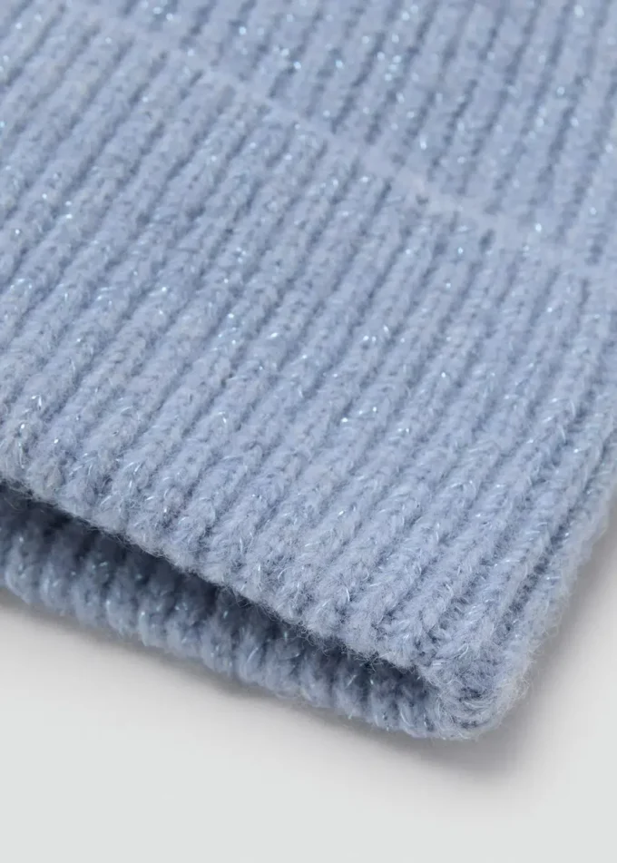 Žebrovaná čepice z lurexu Žebrovaná čepice z lurexu