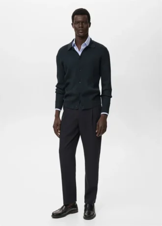 Žebrovaný pletený svetr