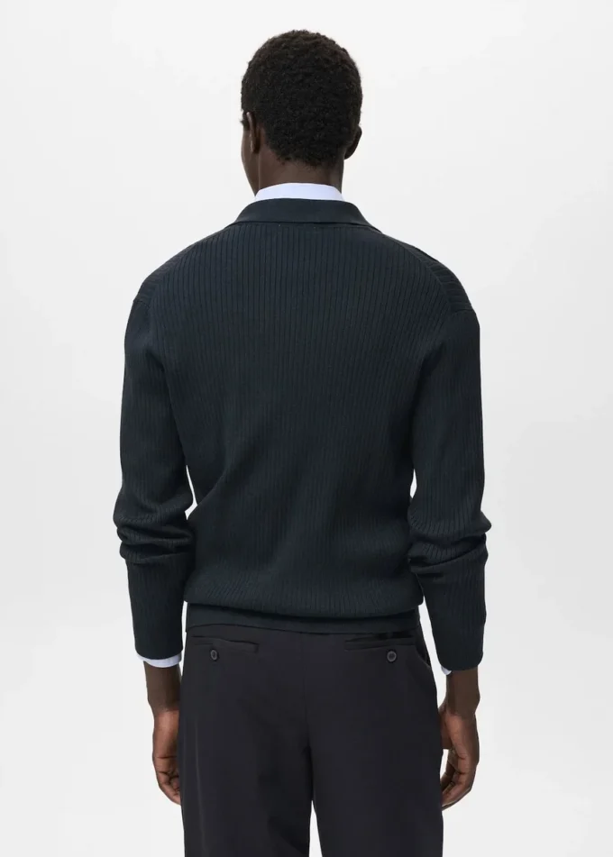 Žebrovaný pletený svetr Žebrovaný pletený svetr