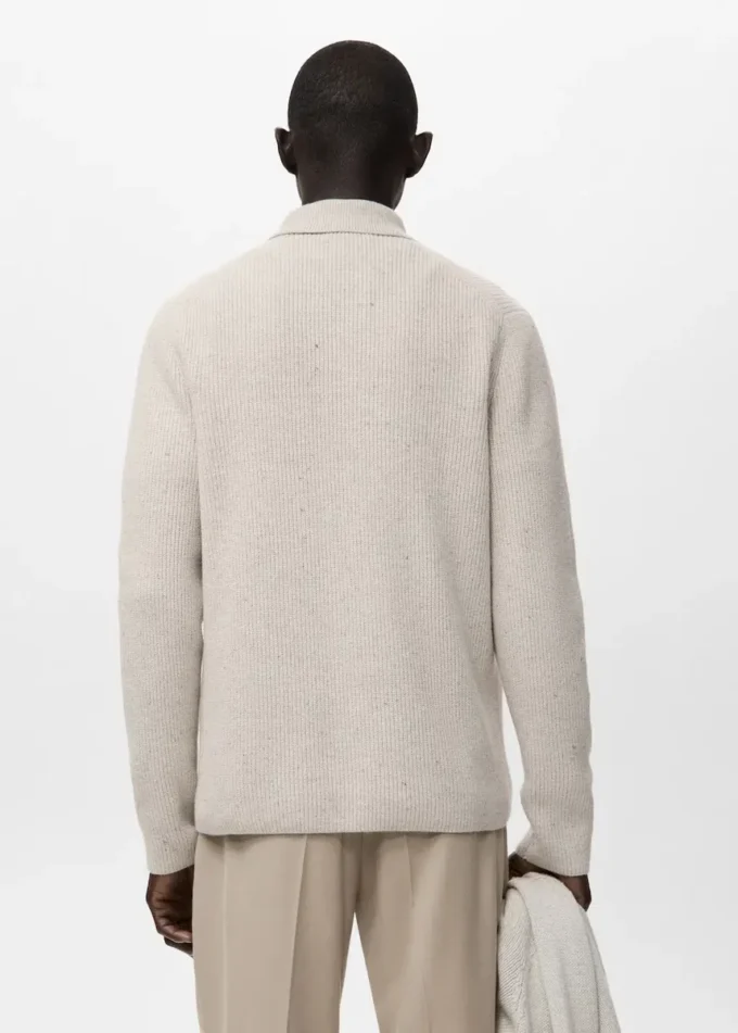 Žebrovaný pletený svetr Žebrovaný pletený svetr