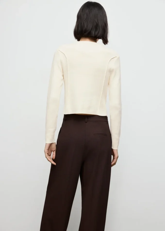 Žebrovaný pletený svetr Žebrovaný pletený svetr