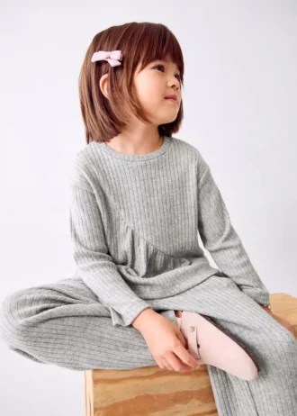 Žebrovaný top s volánky