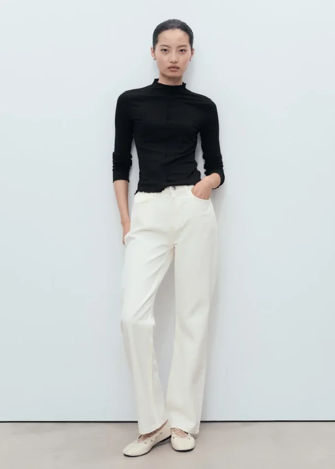 Žebrované tričko s vroubkovaným lemem