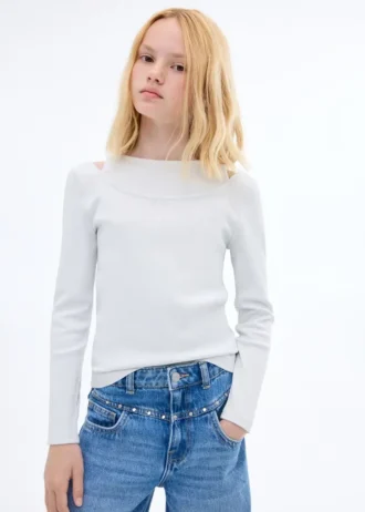 Žebrované tričko s výstřihem