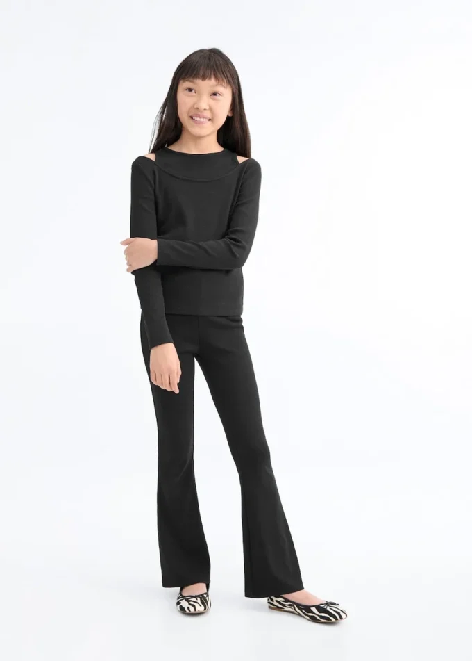 Žebrované tričko s výstřihem Žebrované tričko s výstřihem