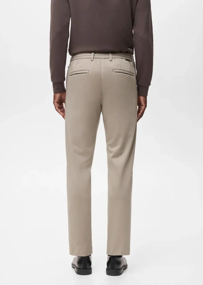 Elastické kalhoty slim fit se stahovací šňůrkou Elastické kalhoty slim fit se stahovací šňůrkou