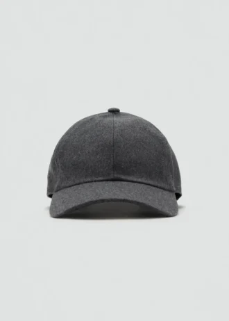Čepice z vlněné směsi