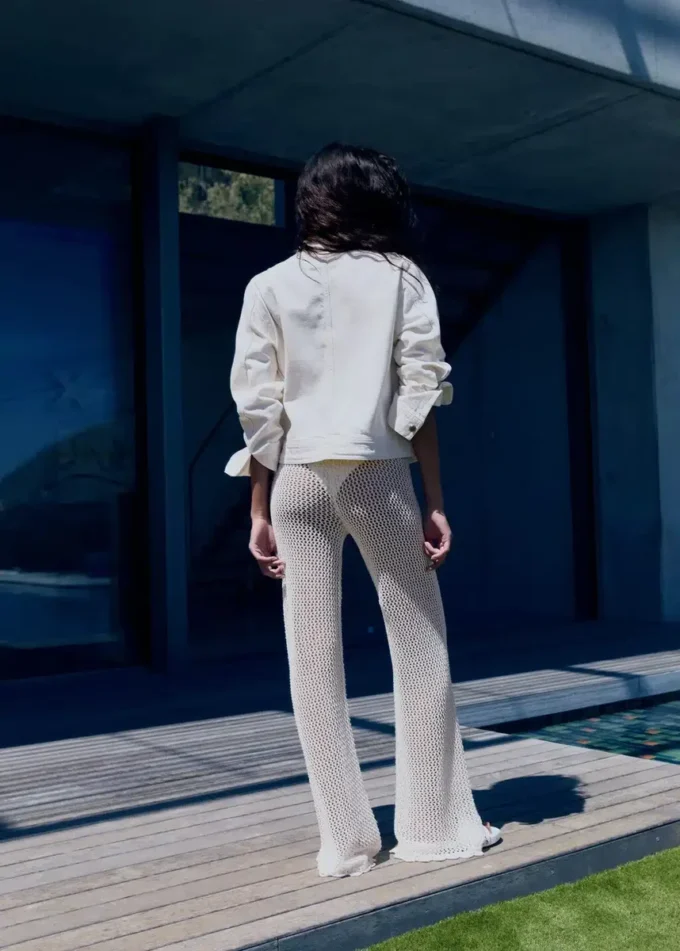 Háčkované rozšiřující se kalhoty Háčkované rozšiřující se kalhoty