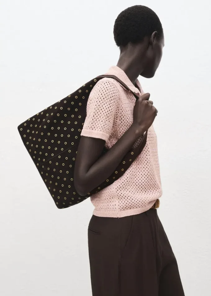 Háčkovaný svetr z lurexu Háčkovaný svetr z lurexu